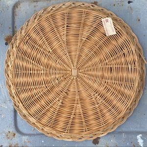 Vintage Accents - Vintage Flat Wicker Basket Vintage Accents - Vintage Flat Wicker Basket